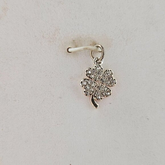 Footnotes Good Luck Charm Crystals Accent Leafs Charm Only - Picture 6 of 10